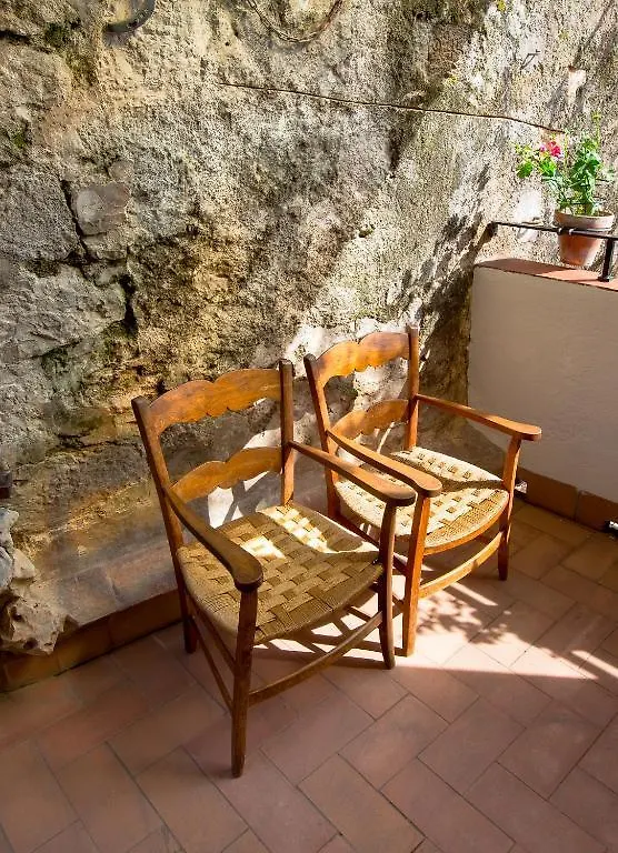Athenou Appartamento Girona Spagna